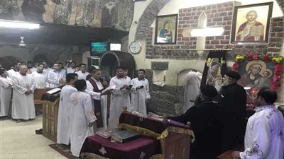 صور.. آلاف الأقباط يحتفلون بحالة 