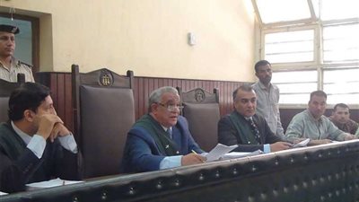 تنحي هيئة محكمة محامي مطاي