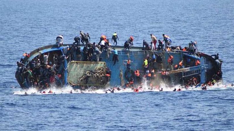 غرق 220 حاولوا الهجرة