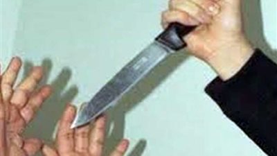 طالب بالمنيا يقتل زميله لمعايرته له على زواج والدته من شاب يصغرها بـ17 سنة