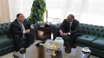 لجنة مشتركة لتنسيق السياسات بين البنك المركزي