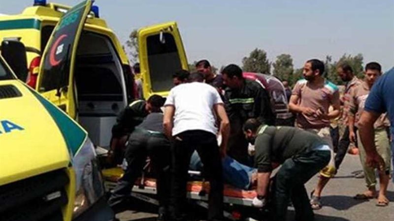 مصرع شخص وإصابة 3