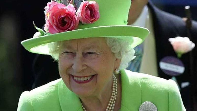 الموافقة الملكية