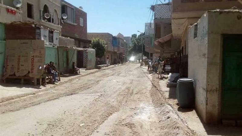 تسوية وتمهيد شوارع