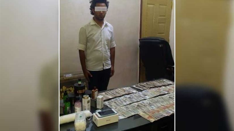 القبض على سارق مدير