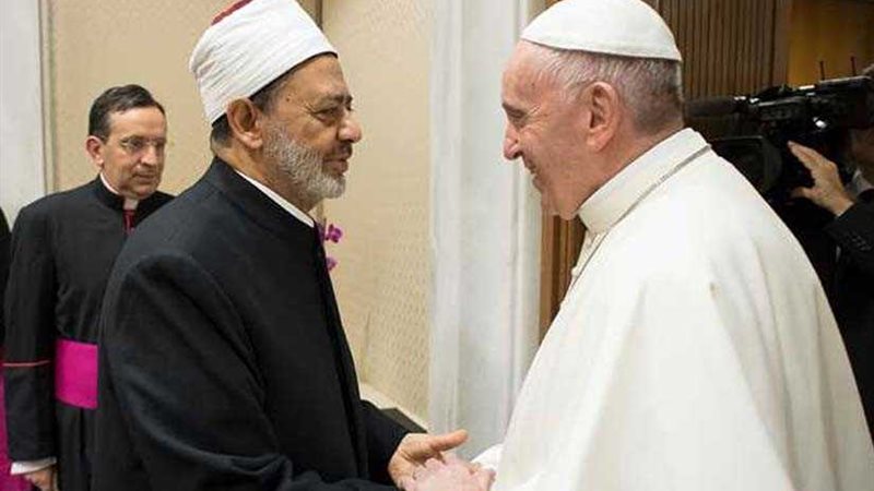 بابا الفاتيكان يعزي