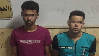 ضبط عاطلين سرقا طالبا كرهًا في المقطم