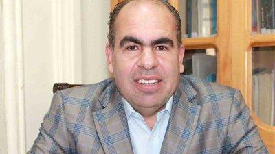 الهضيبي: الفولي لم يتقدم باستقالته من الوفد.. ويؤكد أنه مستمر بالحزب