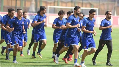 الأهلي يواجه الشمس وديًا.. غدًا
