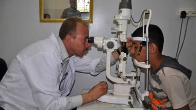 فحص 1013 مريضاً في قافلة طبية مجانية ببني سويف