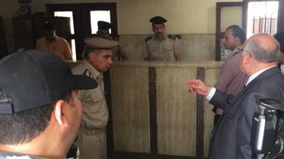 بالصور.. مدير أمن القليوبية يفاجئ مركزي شرطة بنها وطوخ