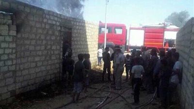 السيطرة على حريق التهم ١٠ أحواش ماشية بمركز أبنوب.. 