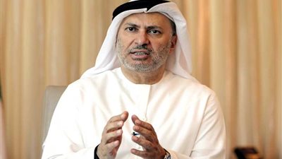 قرقاش: النظام القطري يستجدي الغرب لحل أزمته