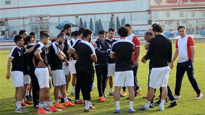 الزمالك يقيد لاعبيه في قائمته الأولى