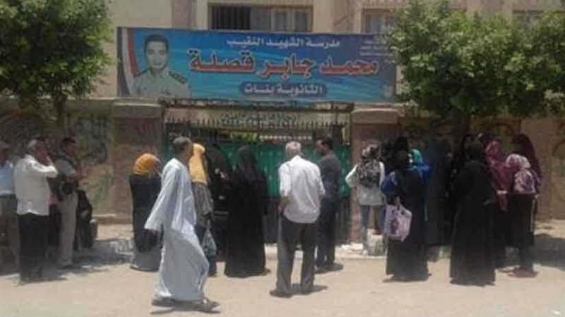 بكاء وإغماء وفرح