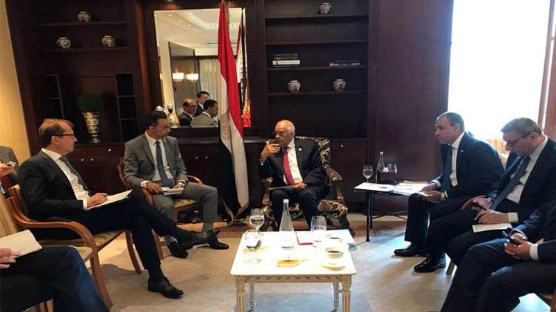 عبد العال يبحث تعزيز