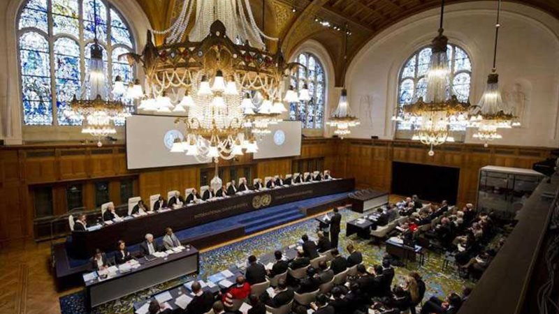 الإمارات تطالب قطر