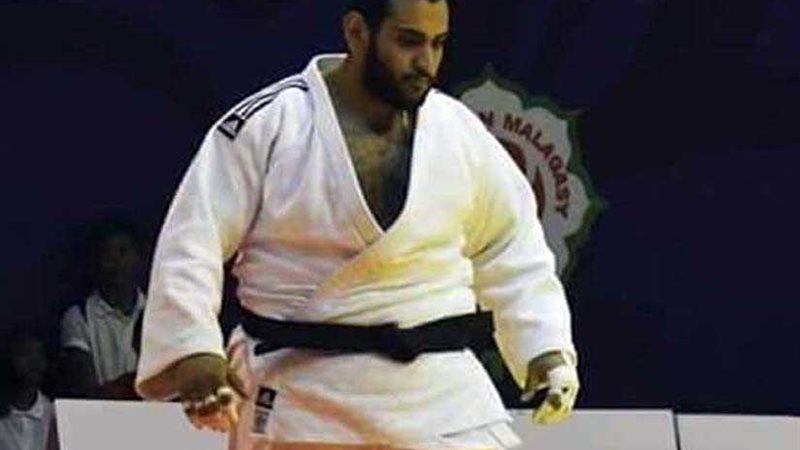 محمد علي يحصد فضية