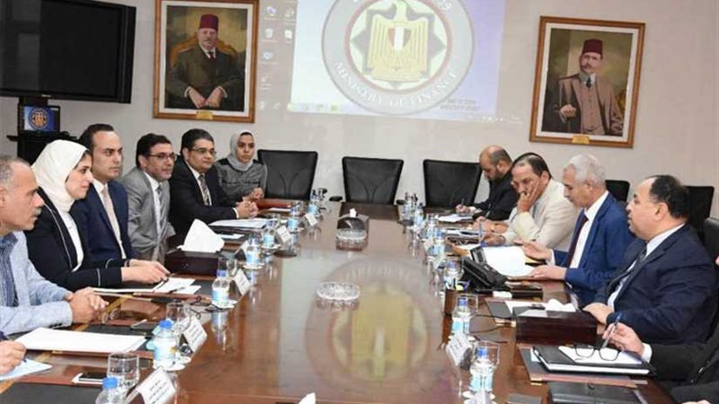 وزيرا الصحة والمالية