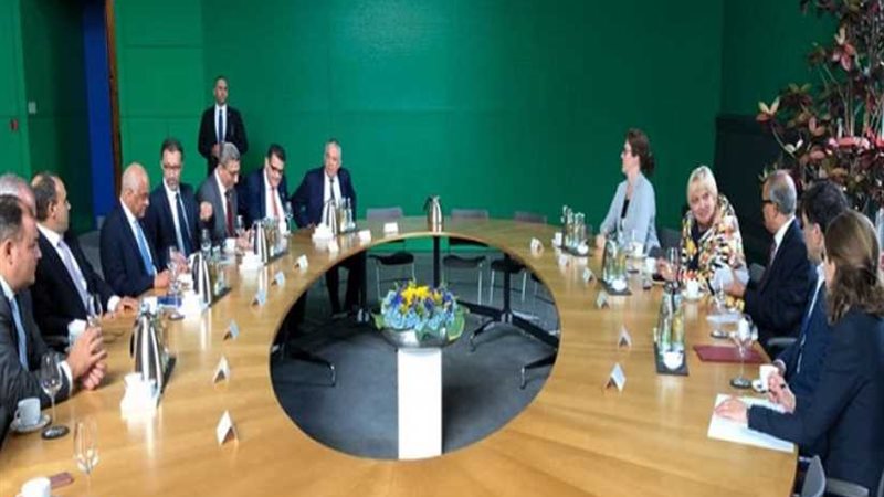 رئيس النواب يبحث