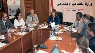 وزارة التضامن الاجتماعي تبحث منح ترخيص لعمل الأخصائيين الاجتماعيين