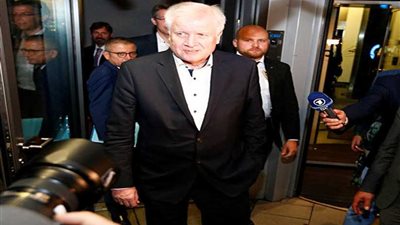 استقالة وزير الداخلية الألماني من منصبه