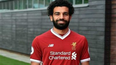 محمد صلاح يغلق باب الشائعات ويُجدد عقده مع ليفربول حتى 2023