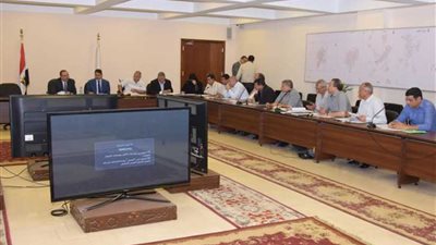 محافظ بني سويف يطلب برنامج زمني لتنفيذ المشروعات