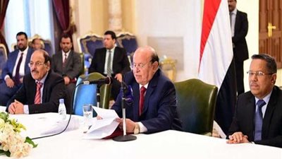 الحكومة اليمنية:انسحاب الحوثيين من الحديدة أساس انطلاق العملية السياسية