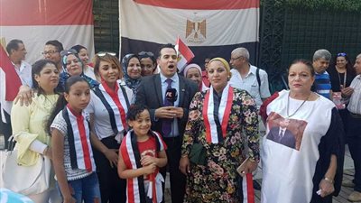 الفراعنة يحتفلون في أرض الفلاسفة