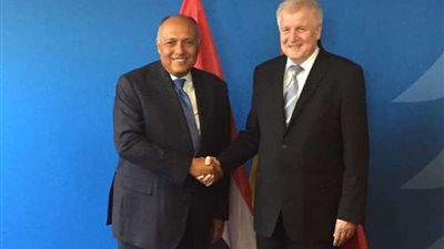 وزير الخارجية يلتقي وزير الداخلية الألماني