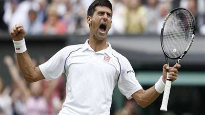 الصربى دجوكوفيتش يتأهل للدور الثانى لبطولة ويمبلدون المفتوحة للتنس