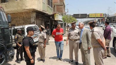 مدير أمن المنيا يتفقد الأقوال والتمركزات الأمنية