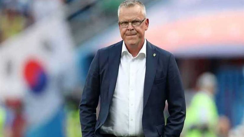 مدرب السويد: لا أفكر