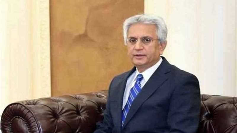 المدير التنفيذي بالبنك