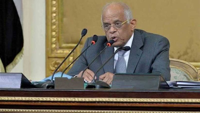 رئيس البرلمان ينتقد