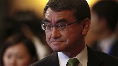 وزير خارجية اليابان يشارك في احتفال السفارة المصرية بالعيد القومي