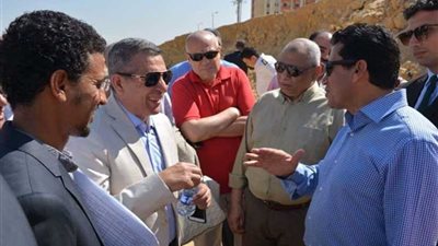 وزير الشباب يتفقد مشروع مركز شباب الأسمرات بمساحة 47 ألف متر