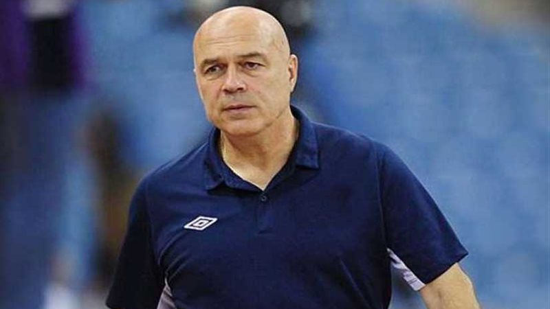 جروس يقود أول مران