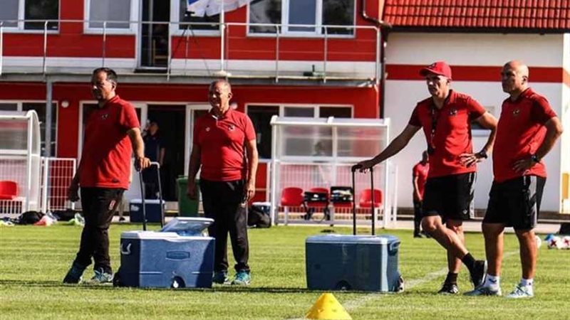 كارتيرون يركز على