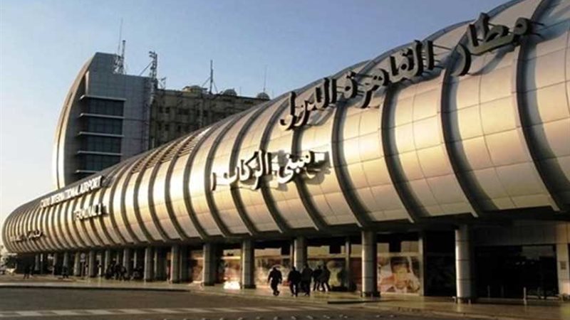 ضبط 51 جواز وتأشيرة