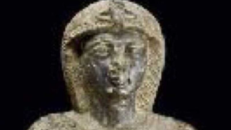 ​​ وزير الآثار يفتتح