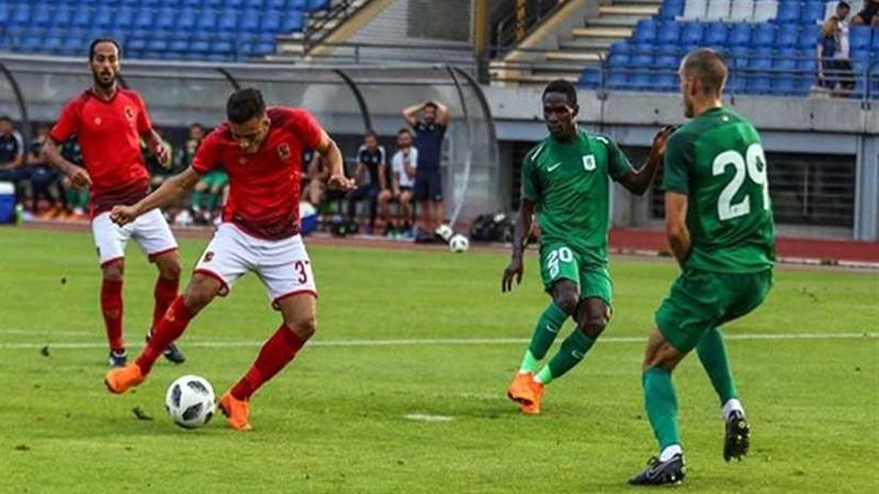 الأهلي يتعادل مع