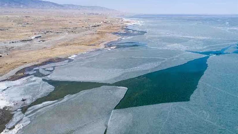 مساحة أكبر بحيرة