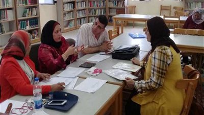 وكيل تعليم الإسكندرية تترأس لجنة اختبار مدربي الصفوف الأولى