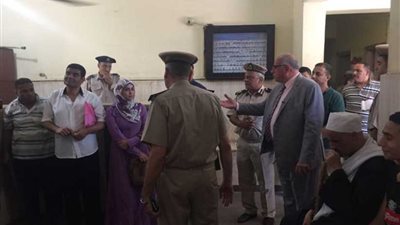 بالصور.. مدير أمن القليوبية يفاجئ خدمات الطريق الزراعي