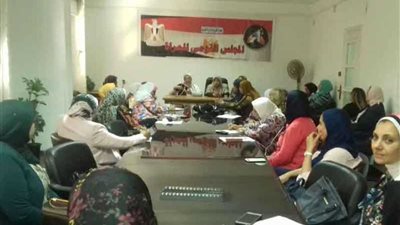 أهمية الكشف المبكر عن أورام الثدي بقومي المرأة بالإسكندرية