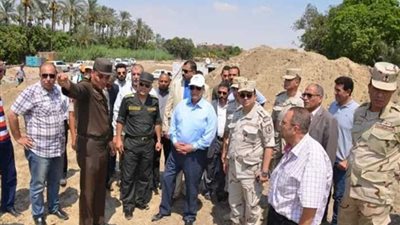محافظ الإسماعيلية يتفقد تعديلات مسار مصرف 