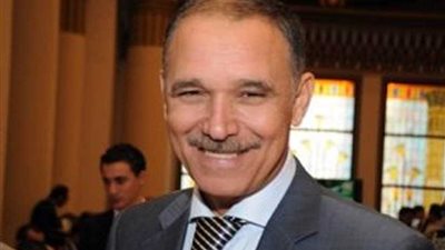 الحكومة توقف بناء 3 صالات رياضية مغطاة