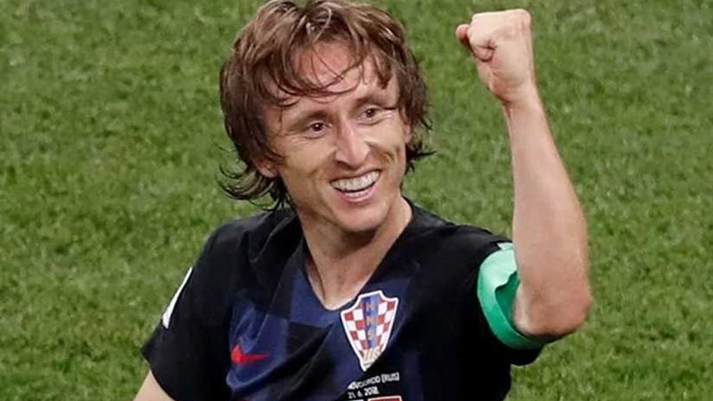 مودريتش أفضل لاعب